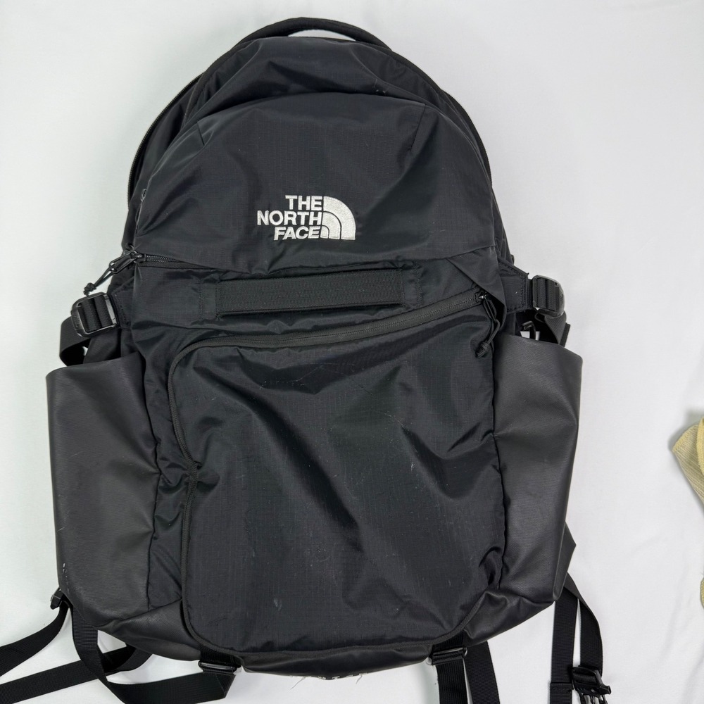The North Face Router Backpack Black FlexVent Laptop Bag NF0A52SF